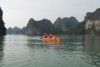 Chèo Kayak trên vịnh Hạ Long